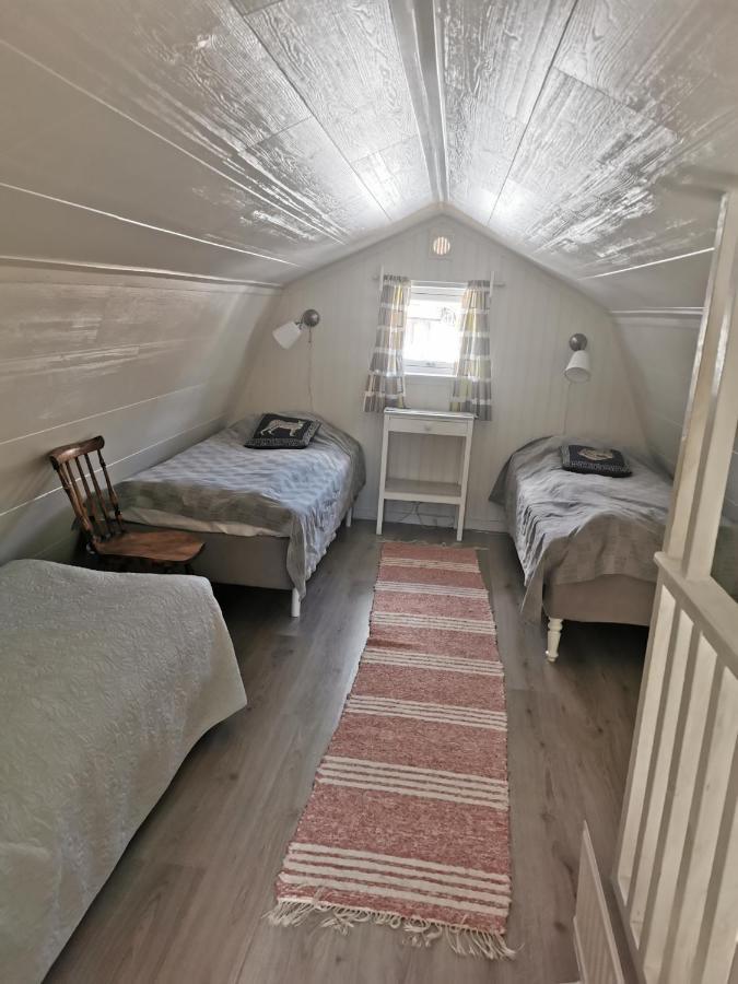 Hyttingsfabodstugor Borlänge Buitenkant foto