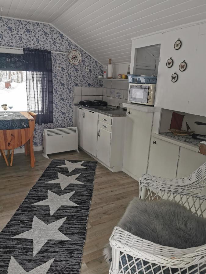Hyttingsfabodstugor Borlänge Buitenkant foto