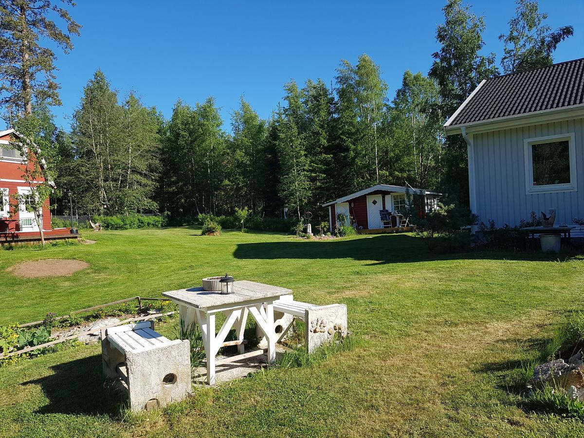 Hyttingsfabodstugor Borlänge Buitenkant foto