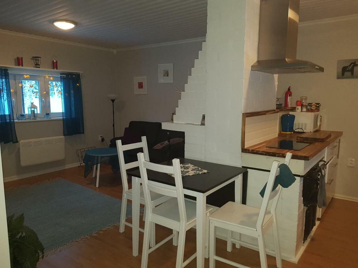 Hyttingsfabodstugor Borlänge Buitenkant foto