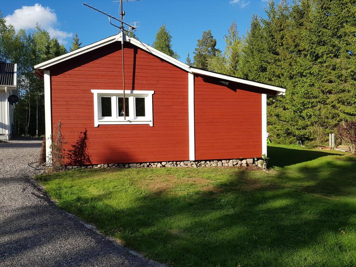 Hyttingsfabodstugor Borlänge Buitenkant foto
