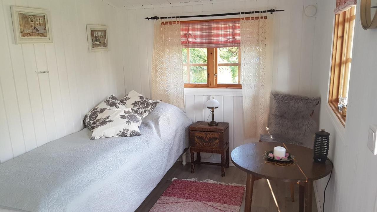 Hyttingsfabodstugor Borlänge Buitenkant foto